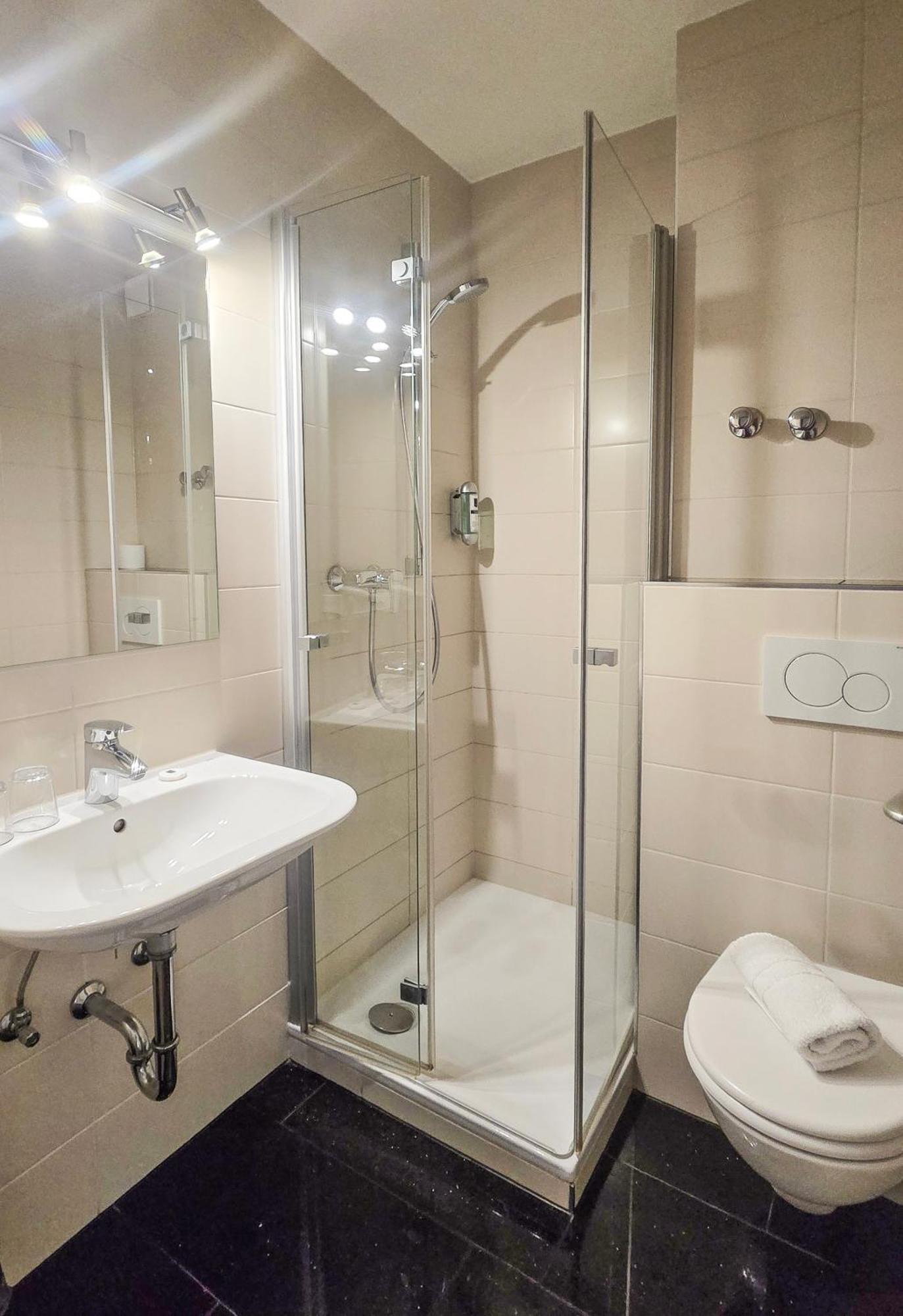 Hotel Zur Moselbruecke Schweich Eksteriør billede
